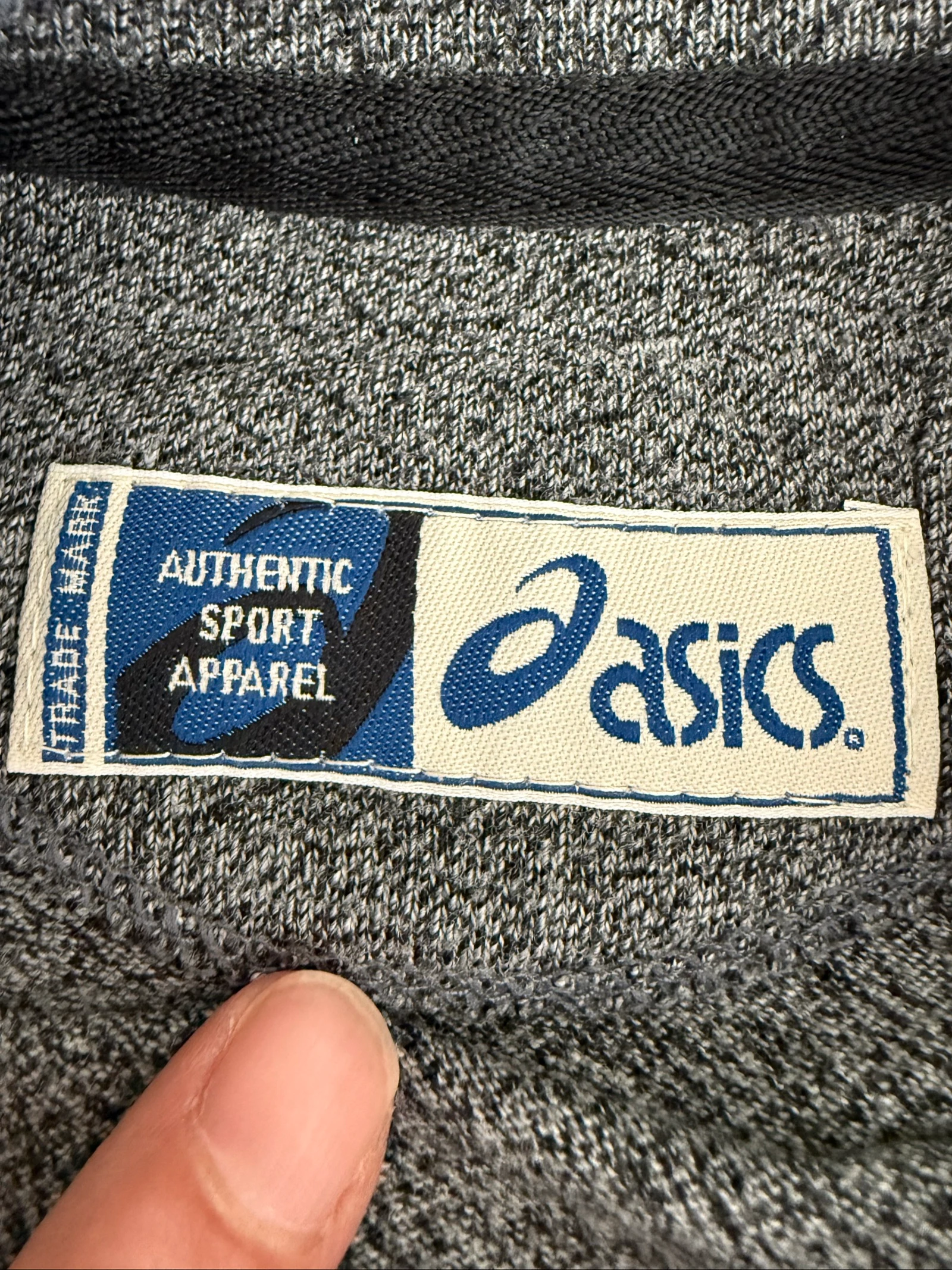Camiseta Asics hombre S – Gris melange – Logo bordado – Perfecto estado – photo 7